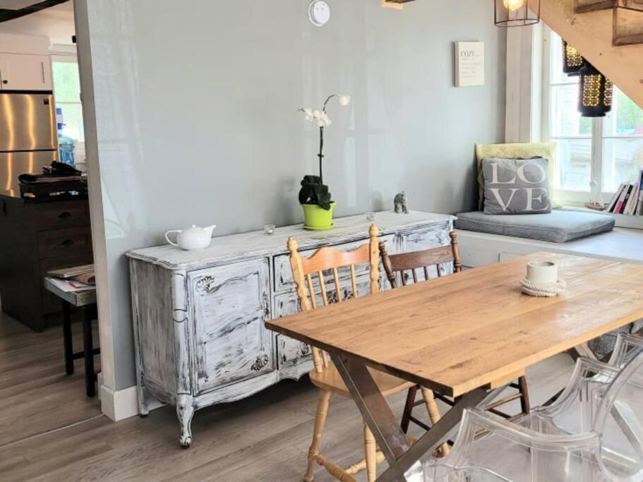 Saint-Jean Om Chalet 1 Avec Spa Face Au Fleuve מראה חיצוני תמונה